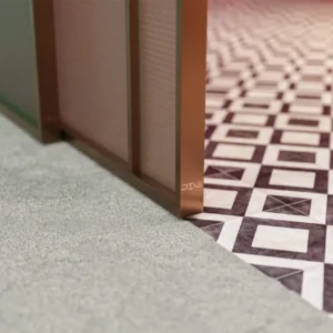 048-GeometricGLASS_lazienkaMagenta_03_RGB_72dpi-1200x851